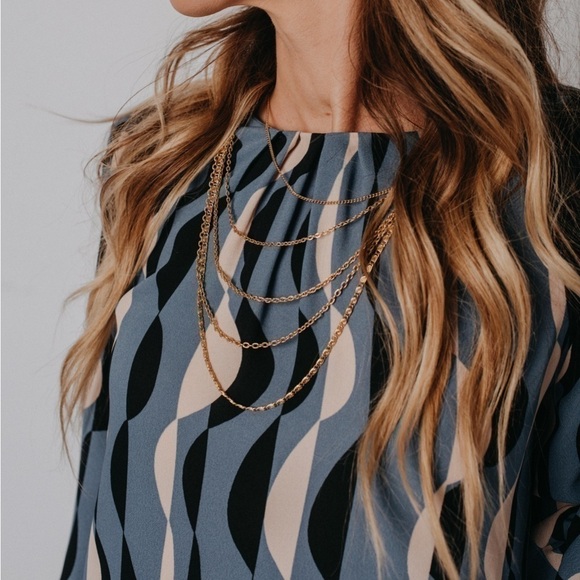 BCBG Maxazria adorable geometric print easy statement dress - Picture 4 of 9